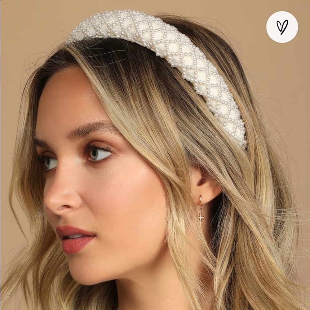 Lulus Reign of Romance White Pearl Headband